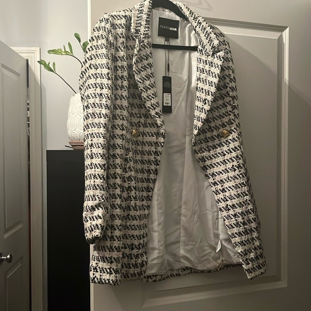 Checkered Tweed Fitted Blazer